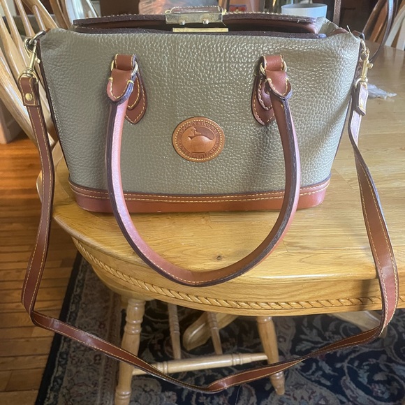 Dooney & Bourke Handbags - Unique Dooney & Burke Purse